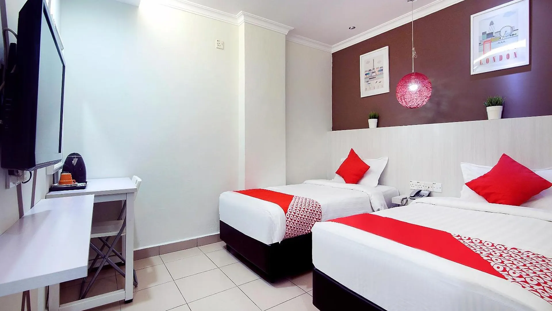 Oyo 761 City Hotel Kuala Lumpur Malaysia