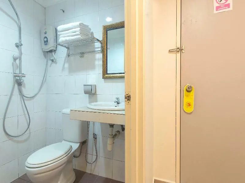 Oyo 761 City Hotel Kuala Lumpur Malaysia