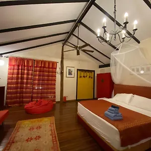 Experience Island Heritage Holiday park Pantai Kok